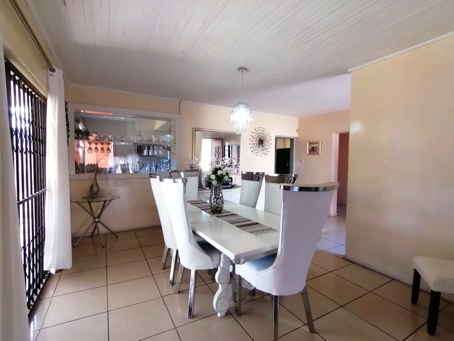 3 Bedroom Property for Sale in Roosheuwel Ext 2 North West